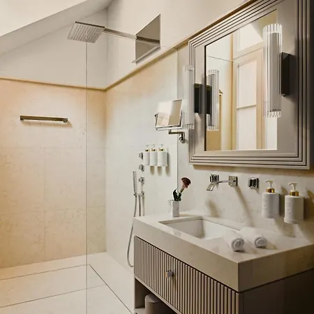 Blow Up Hall Hotel Poznań