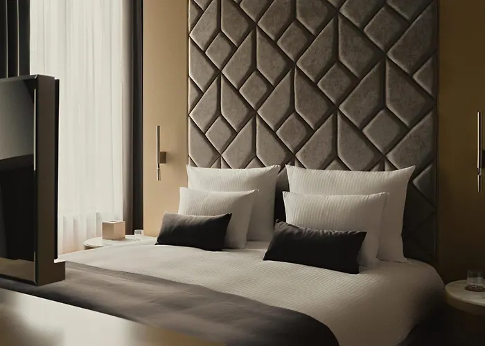 Otel Blow Up Hall 5*